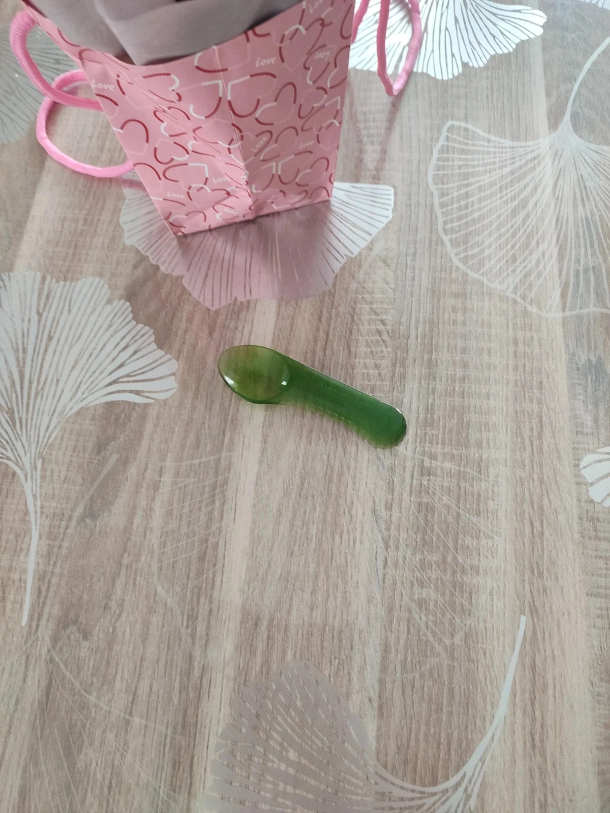 Cuillère à kiwi et couteau tupperware